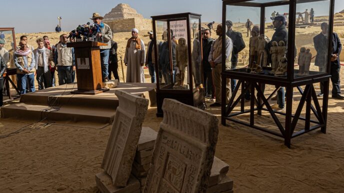 4,000-Year-Old Tablet Vanishes from Saqqara Necropolis