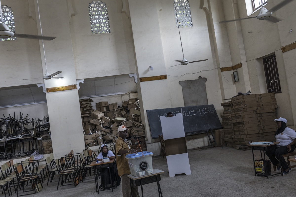 Low Turnout in Tanzania Opposition-Free Polls