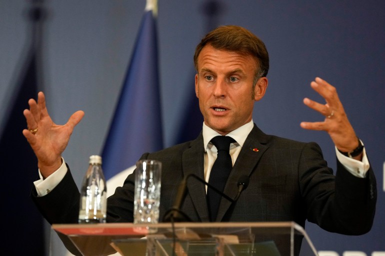 Macron (News Central TV)