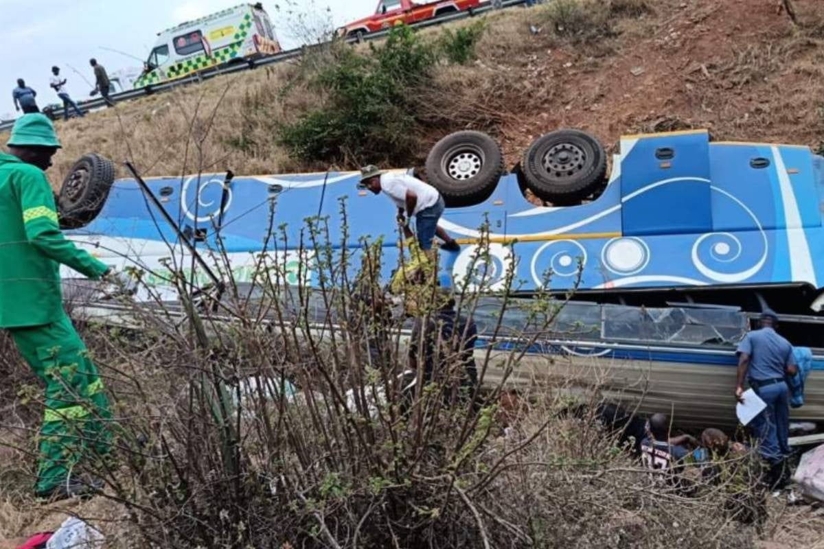At Least 40 Dead in South Africa Bus Crash