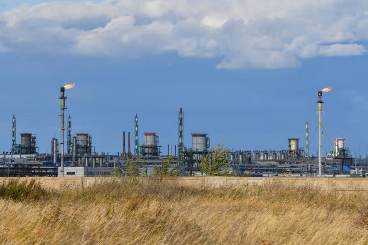 EU States to End Russian Gas Imports by 2027
