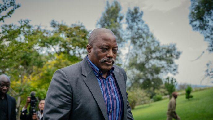 Kabila Rallies DRC Opposition in Kenya