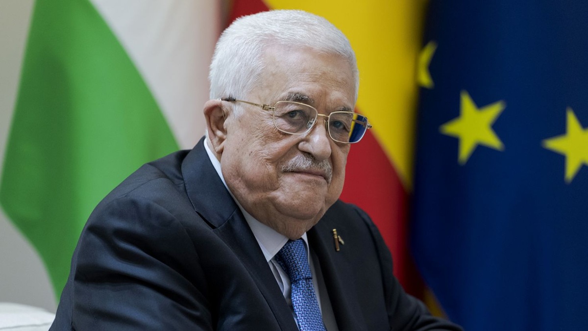 Macron Confirms Palestine's Abbas to Attend Gaza Summit 