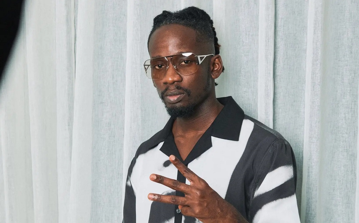 Mr Eazi Declares Future Presidential Ambition