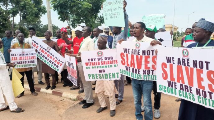 SSANU, NASU Protest at UniAbuja