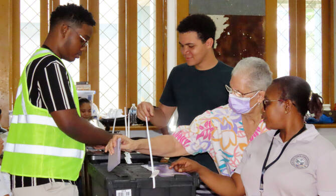 Seychelles Heads to run-off Presidential Vote