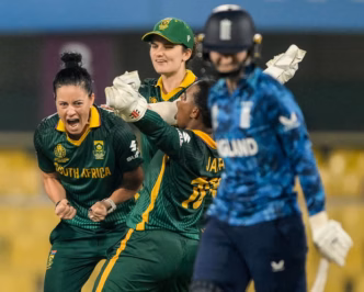 South Africa Crush England to Reach First ODI Final