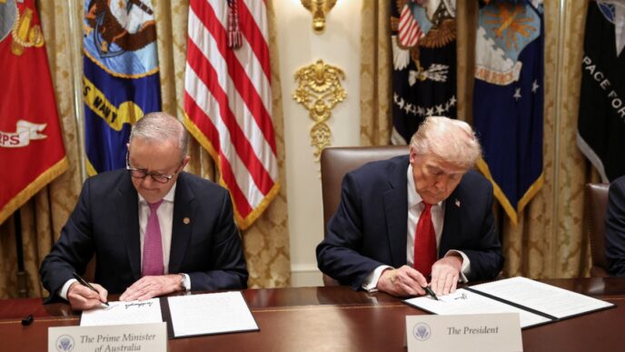 Trump, Albanese Seal Pact to Counter China