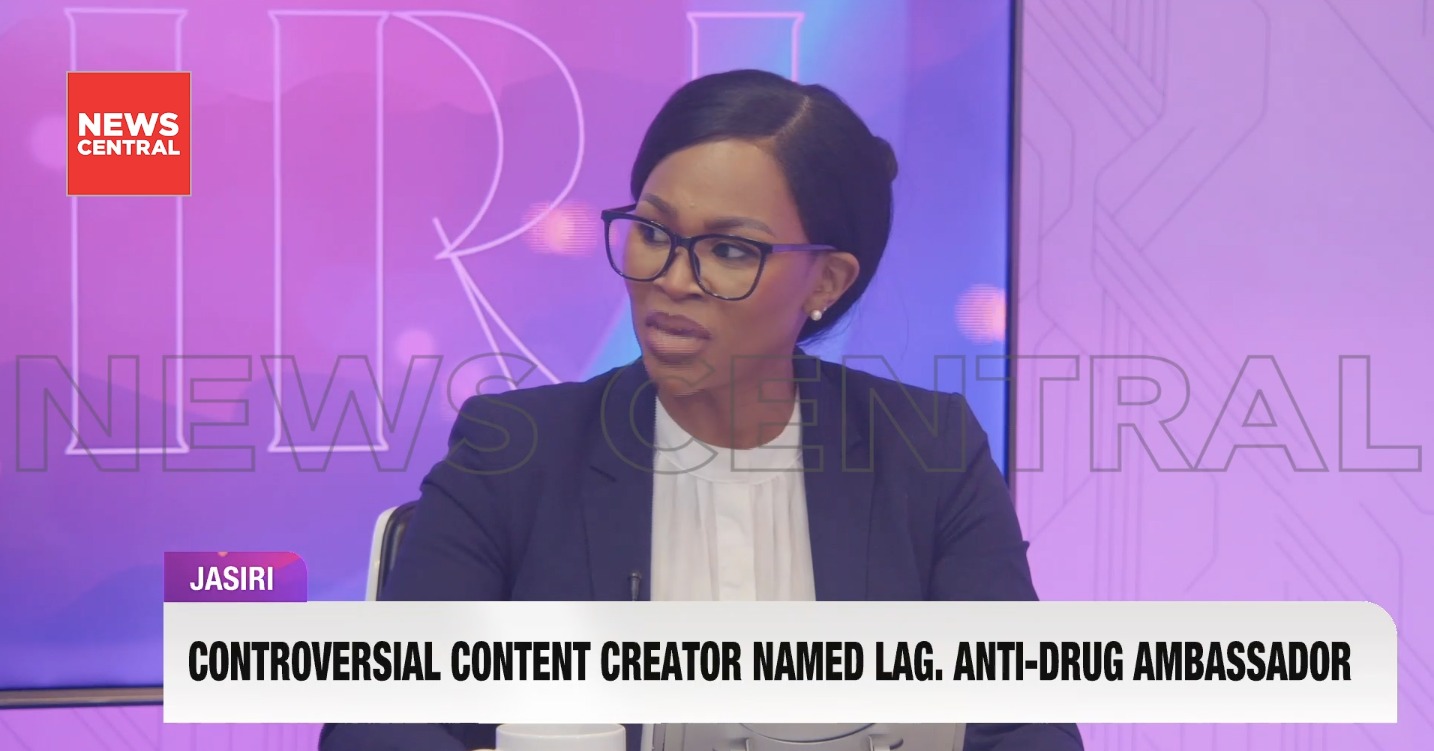 Mandy Kiss (News Central TV) 