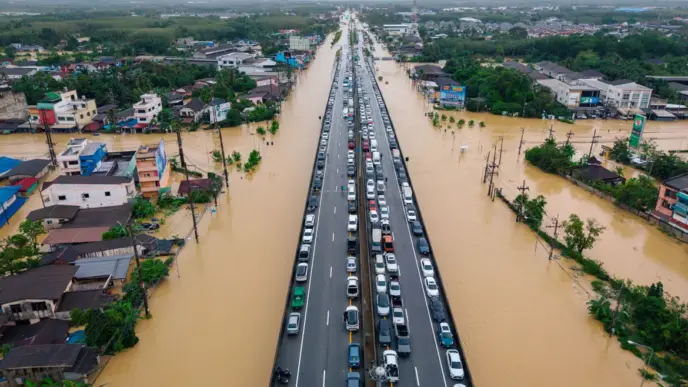 Deadly Floods Devastate Southern Thailand