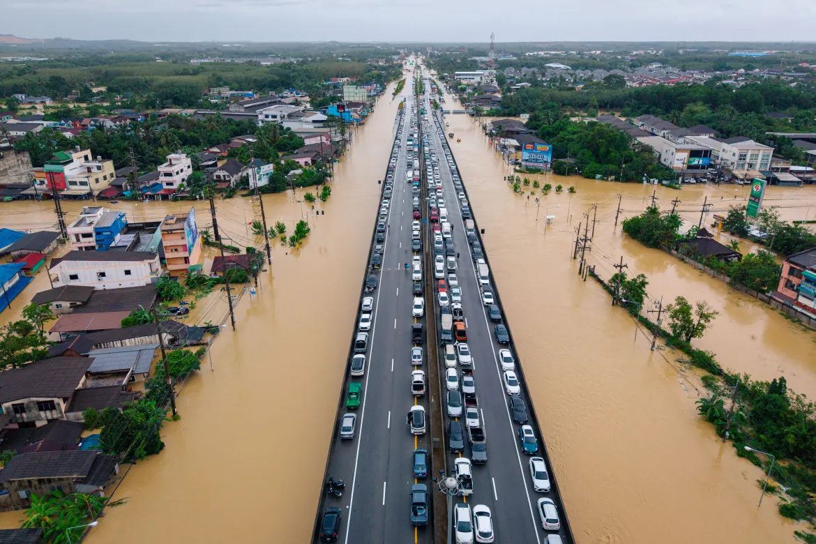 Deadly Floods Devastate Southern Thailand