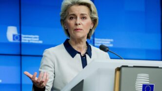 EU Vows Backing for Ukraine, Eyes US Plan