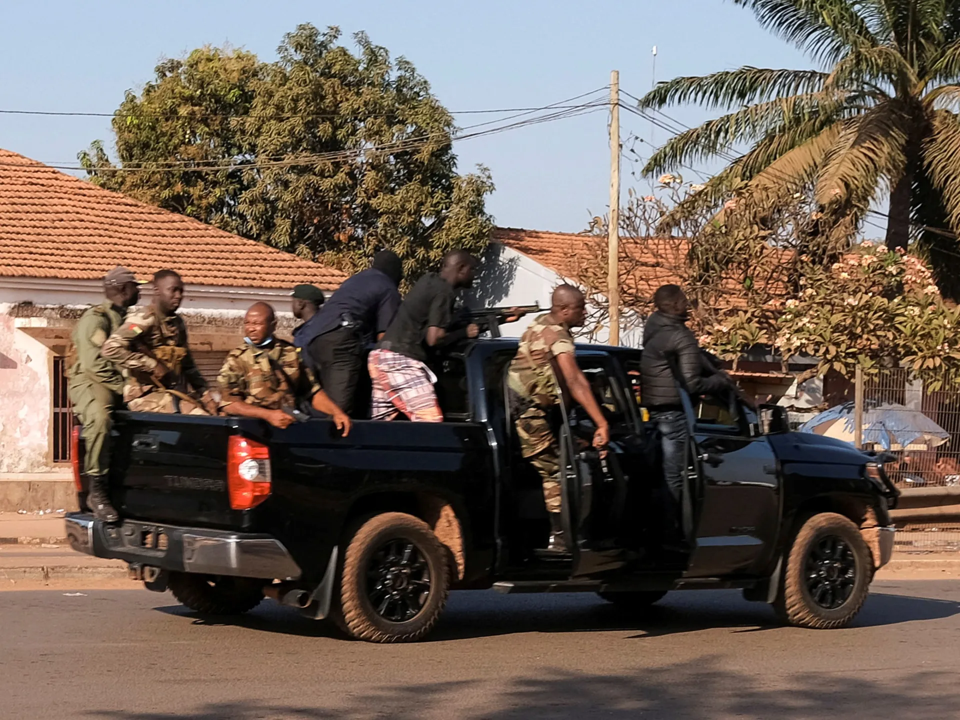 Army Seizes Guinea-Bissau Palace Area After Gunfire