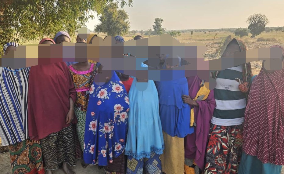 Military Hands Over Rescued Schoolgirls to Kebbi Governor