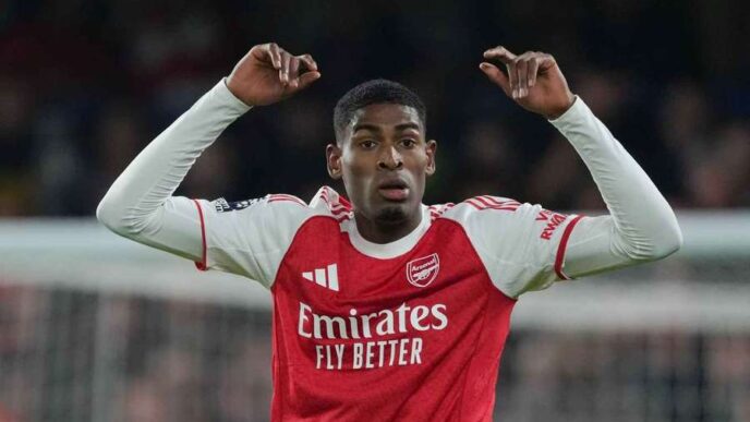 Arsenal Star Mosquera Absent for Six Weeks