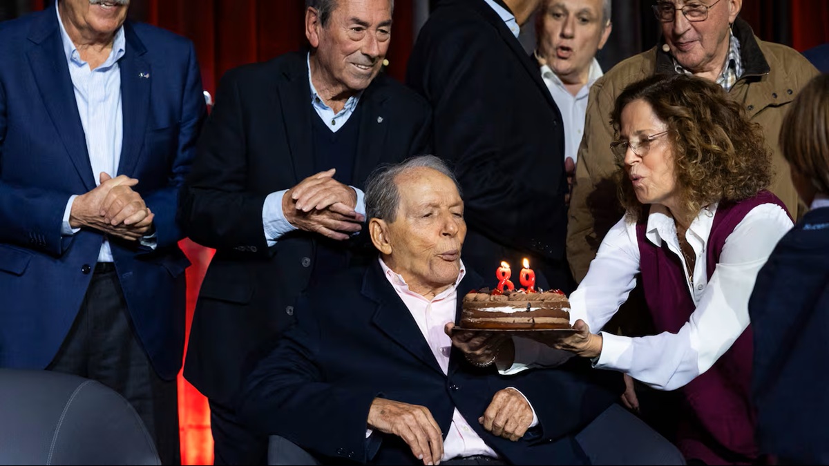 Atletico Madrid Legend Enrique Collar Dies at 91