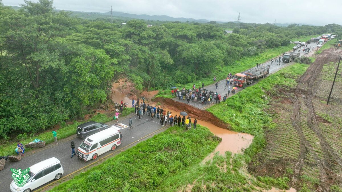 Malawi Restores Traffic on Flooded M001 Road