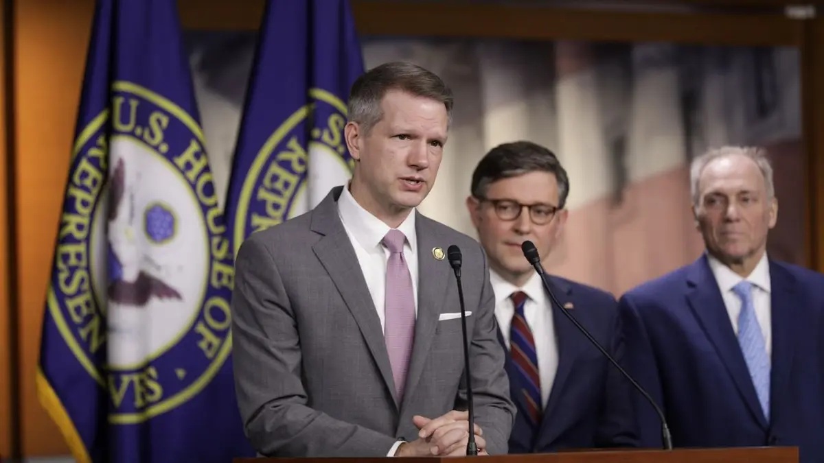 Terrorists on the Receiving End of US Airstrike - Riley Moore