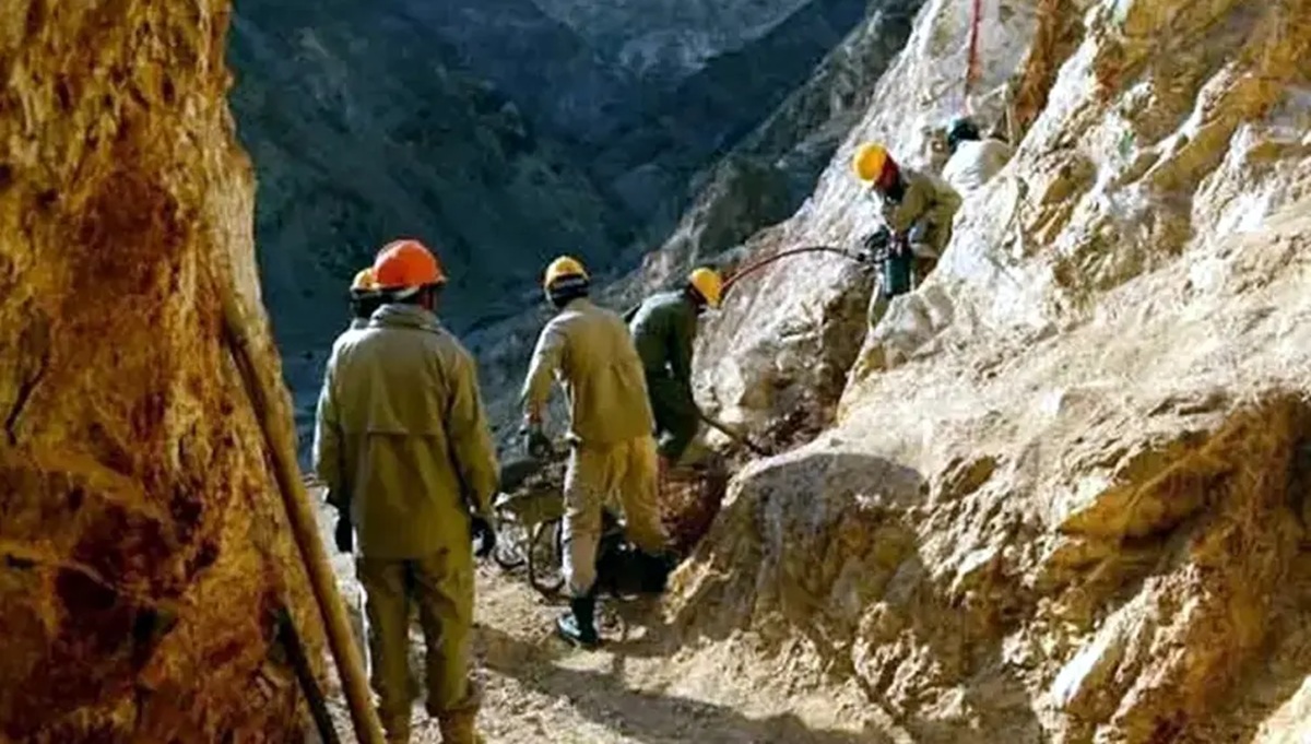 Mine Accident in Northern Afghanistan Kills Four