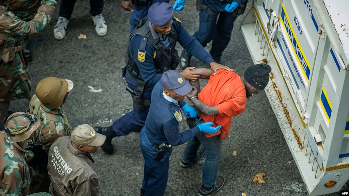 25 Undocumented Foreigners Arrested in South Africa