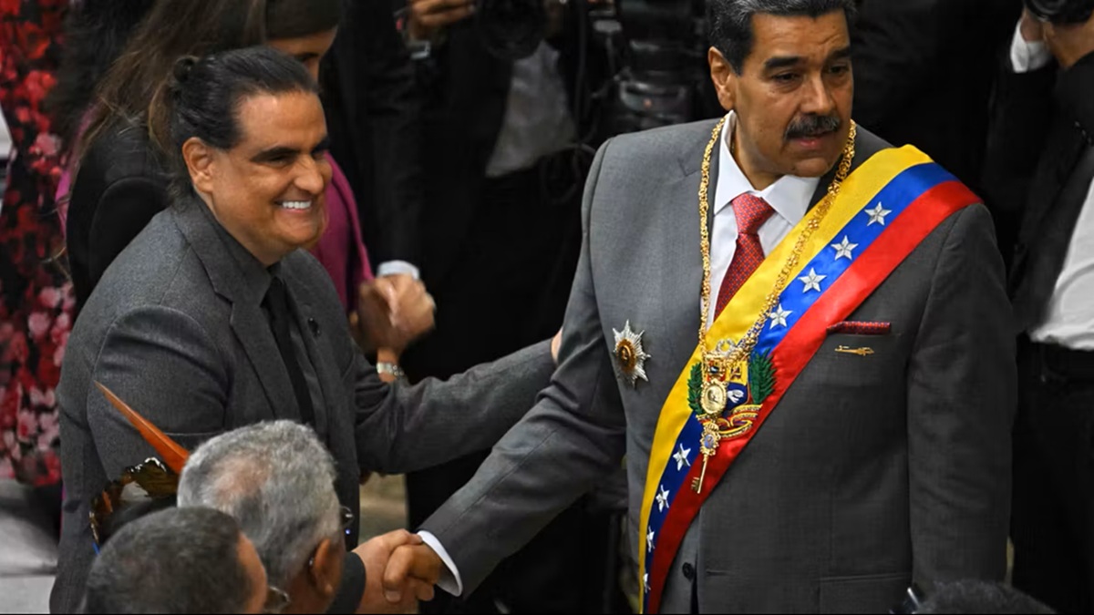 Venezuela Interim Leader Sacks Maduro Ally