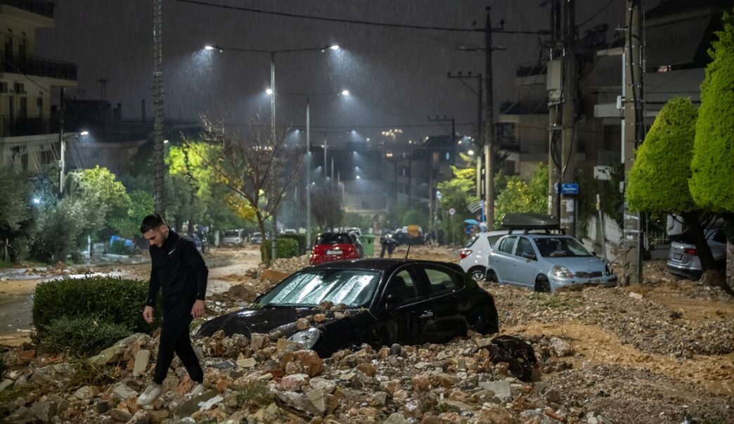 Heavy Rain, Violent Winds Kill Two in Greece