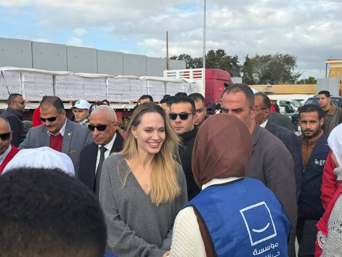 Angelina Jolie Visits Egypt’s Rafah Crossing