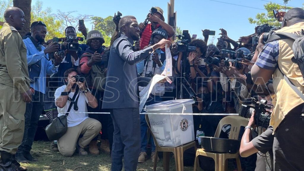 Uganda: Bobi Wine Casts Ballot in Magere