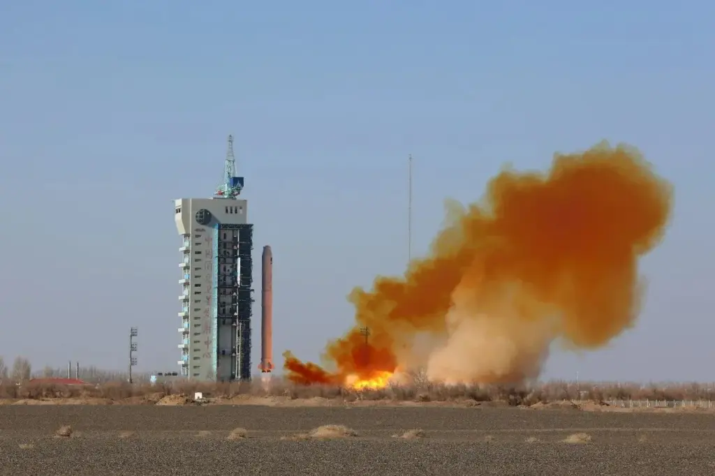 China Launches Satellite for Algeria