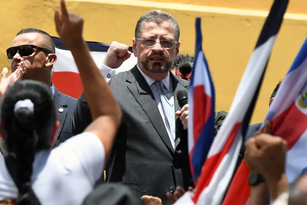 Costa Rica Uncovers Plot to Kill President