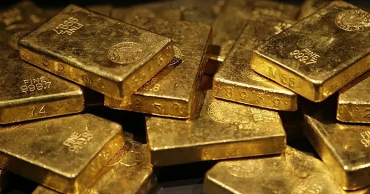 Gold Soars to $5,600 as Trump Escalates Iran tensions