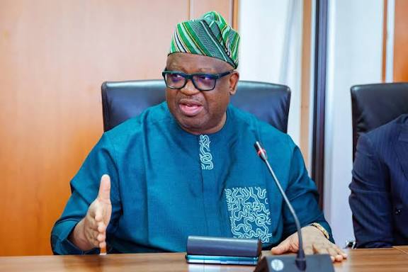 Mutfwang (News Central TV)
