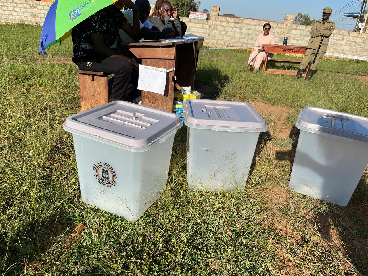 Internet Blackout, Polling Delays Mar Uganda's Election ( News Central TV)