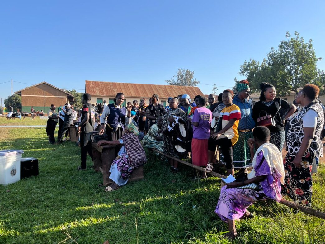 Internet Blackout, Polling Delays Mar Uganda's Election ( News Central TV)