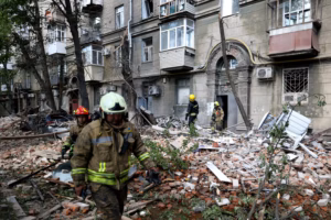 Russian Strike on Kharkiv Homes Wounds 19