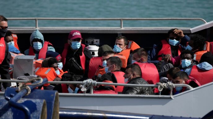 Greece Seeks Life Jail for Migrant Smugglers