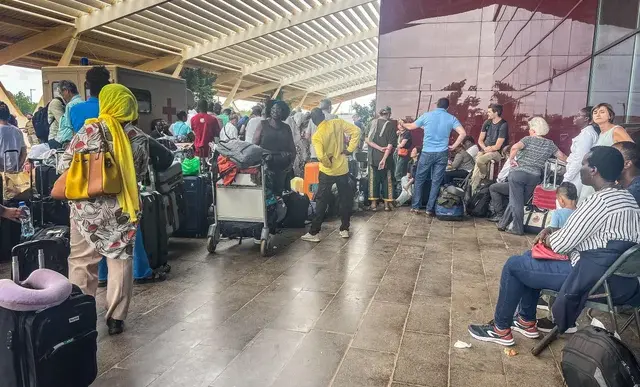 US Warns Citizens, Orders Staff Out of Niger