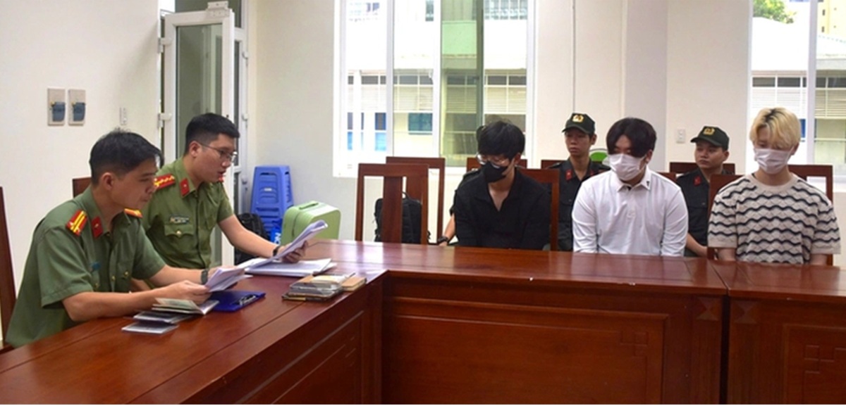Vietnam Arrests 35 Suspects in Fraud Sweep