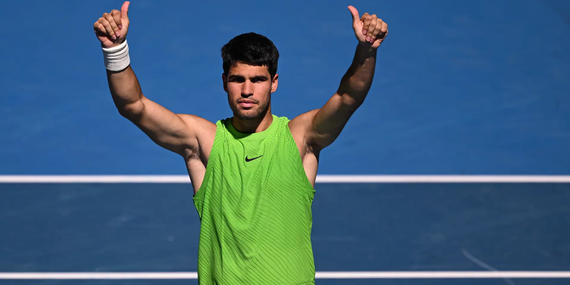 Alcaraz Eases Into Quarterfinals in Melbourne