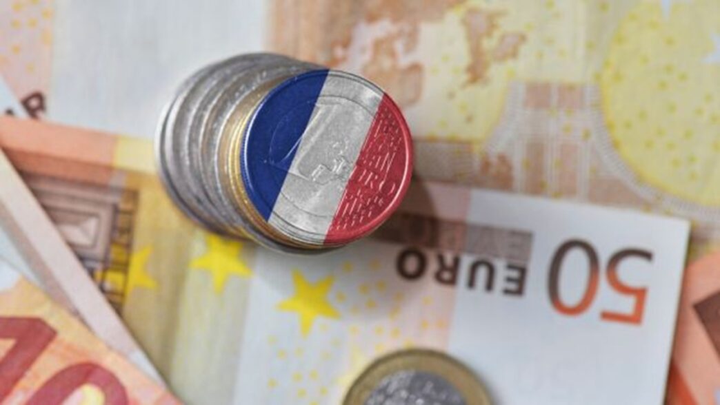 French Economy Grew 0.9 Percent in 2025