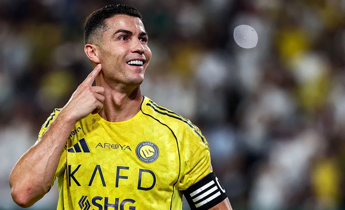 Ronaldo Acquires 25% Stake in UD AlmeriaRonaldo Acquires 25% Stake in UD Almeria