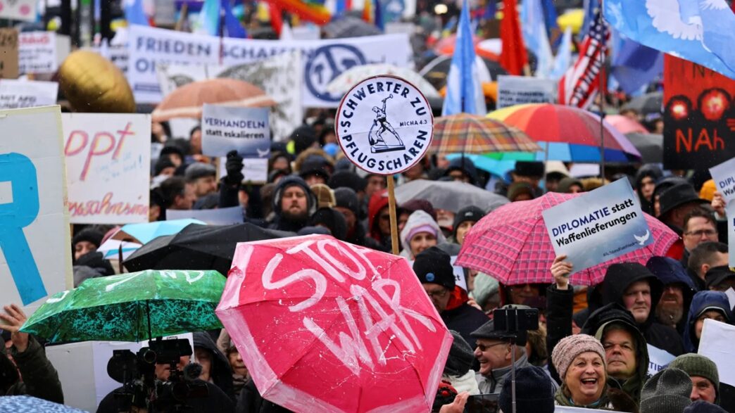 Paris Rally for Ukraine Ahead of War Anniversary