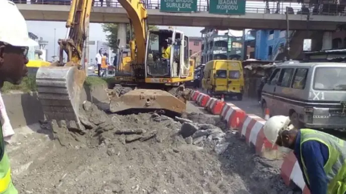 Lagos Begins Repairs on Apongbon Bridge