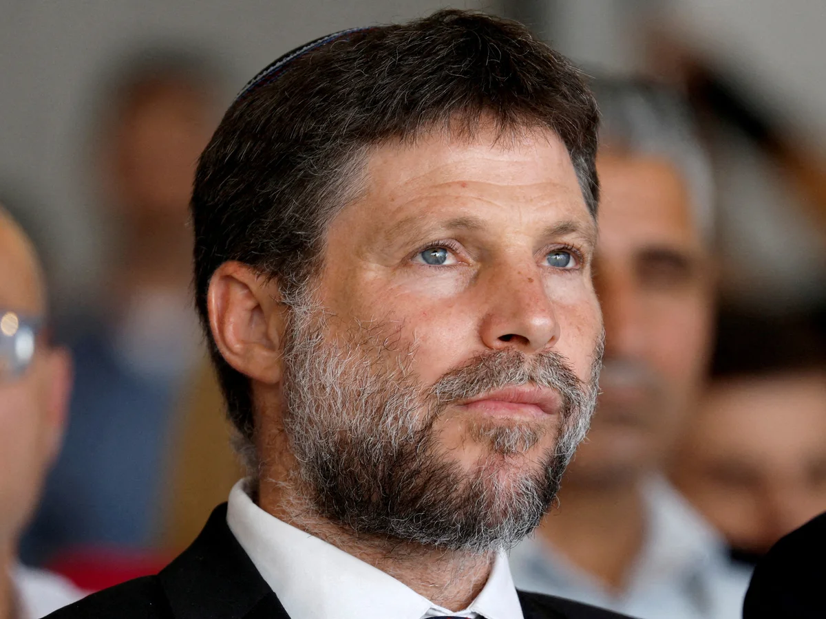 Israeli Minister Urges Palestinian Exit