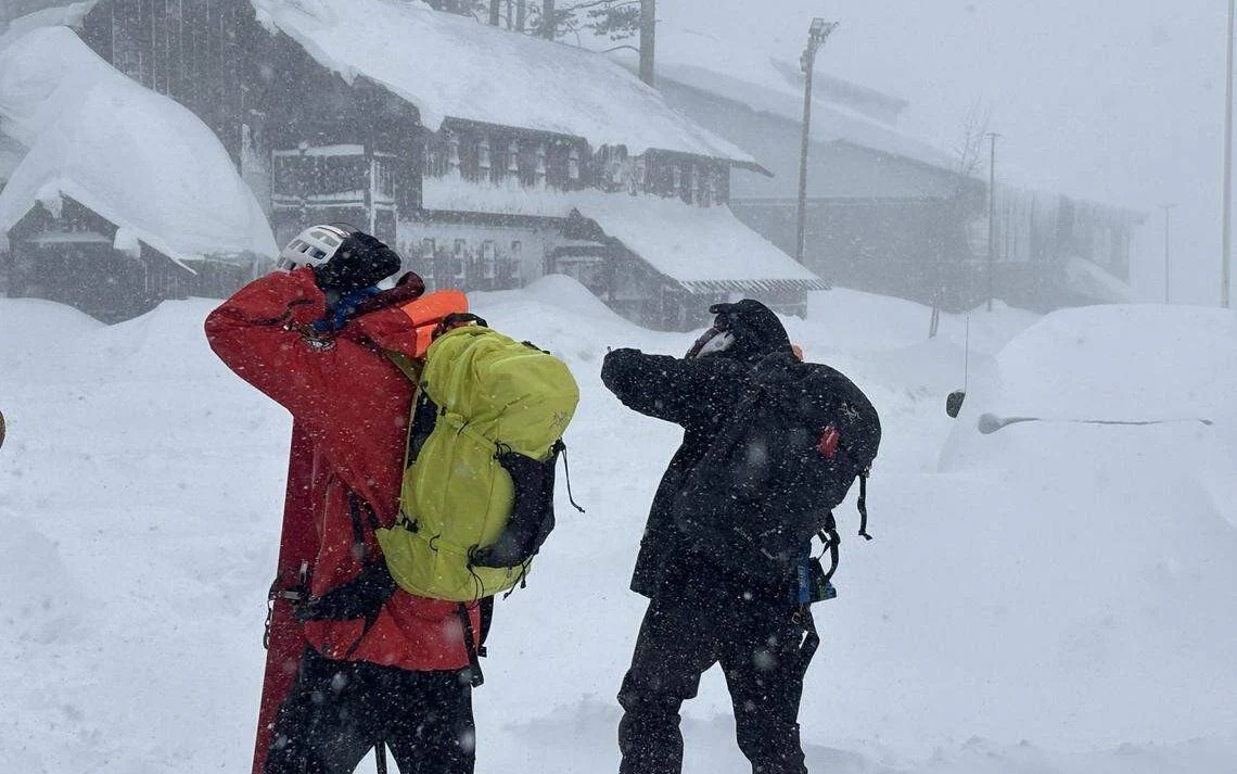 Eight Missing Californian Skiers Found Dead