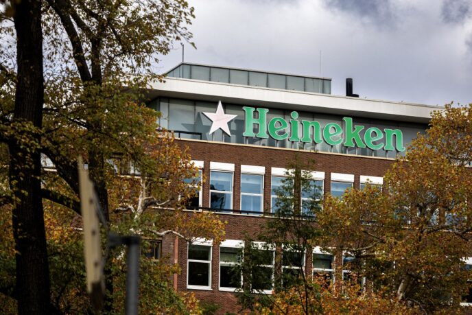 Heineken to Cut 6,000 Jobs