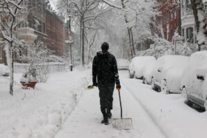 Blizzard Hits Northeast US, Over 40 Million Under Warnings