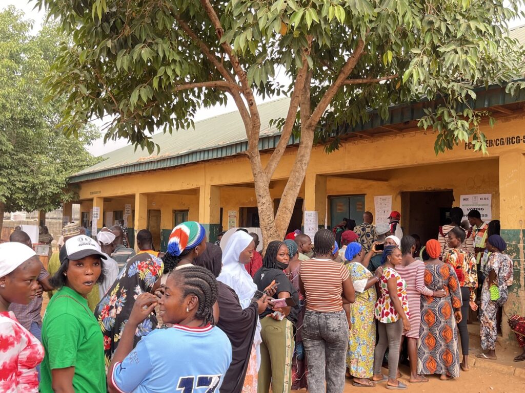 In Pictures: Voting Opens in FCT, Some Units Delayed