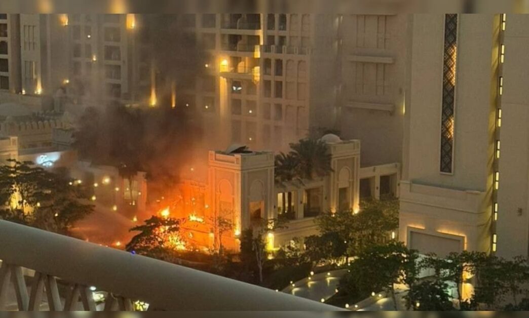 Explosion Hit Dubai Landmark The Palm