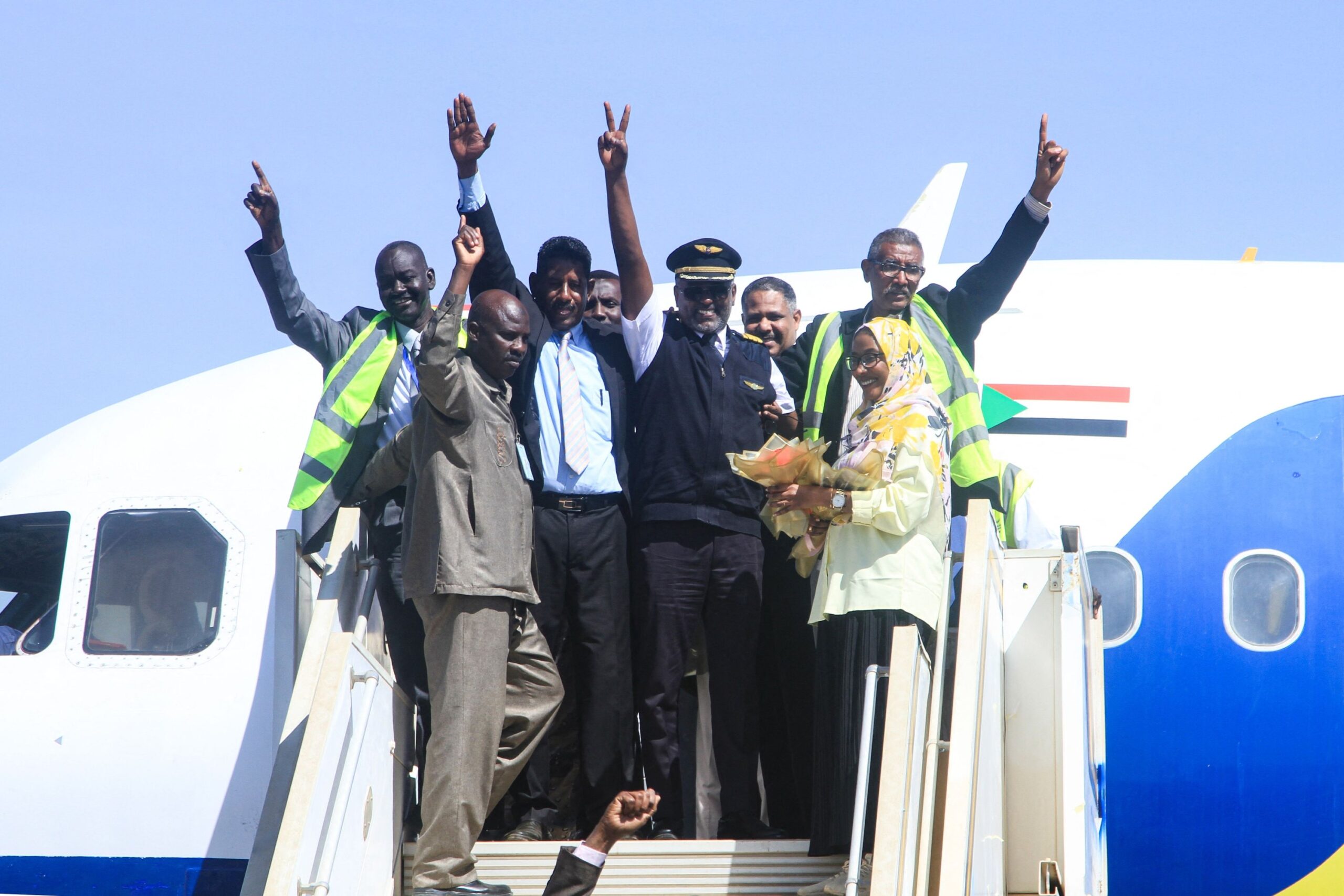 First UN Aid Flight Lands in Khartoum